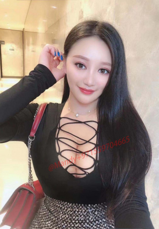 Glamour Asian Escort Mandy Tecom. 2