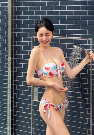 Big Boobs Independent Japanese Escort Alice Tecom. 11