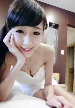 GFE Experience Sweet Asian Escort Jenny Erotic Massage. 4